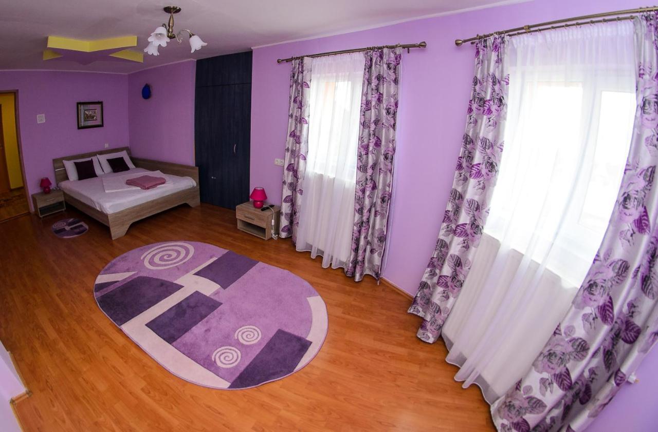 Casa Liana Hotel Oradea Exterior foto