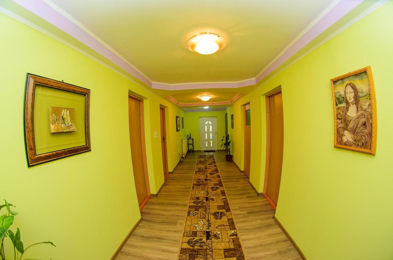 Casa Liana Hotel Oradea Exterior foto